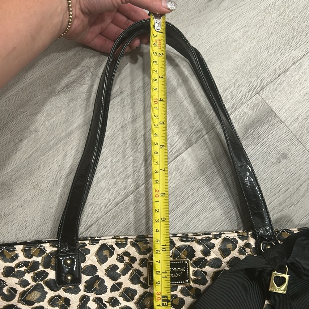 Betsy Johnson Rare Large Leopard Print Tote Bag w/ Black Accents and Bow Tie NEW - Picture 12 of 14